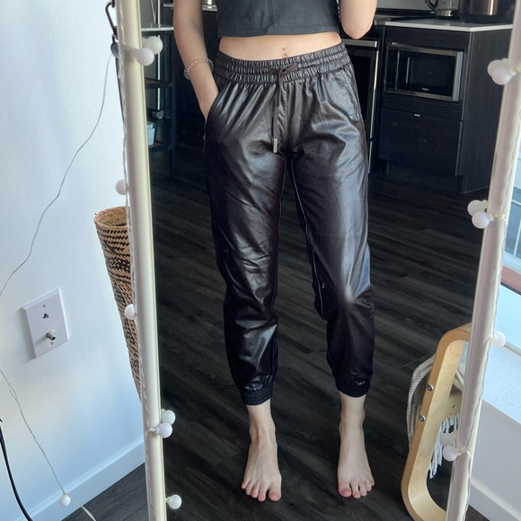 Zara leather joggers / pants size XS - Picture 1 of 7